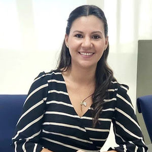 Meet your Posher, Ana cecilia